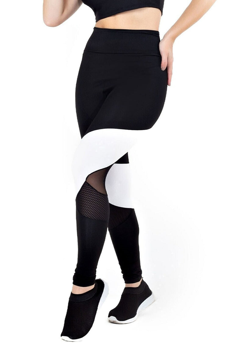 Calça Legging Cintura Alta Assimétrica com Detalhe em Tulê e Tela - Foto 4