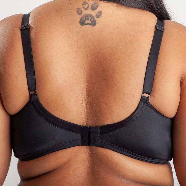 Sutiã Plus Size em Renda e Microfibra com Bojo - Foto 4
